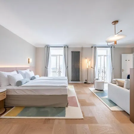 Hotell Art Deco Montana 4*