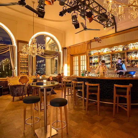Art Deco Montana