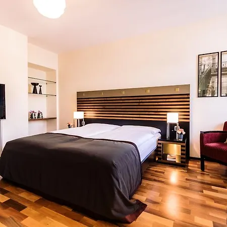 Hotell Art Deco Montana