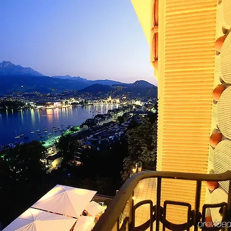 Hotell Art Deco Montana 4*
